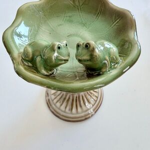 Vintage Frog Pedestal Dish | Green Ceramic Lily Pad Bowl | Cottagecore Decor